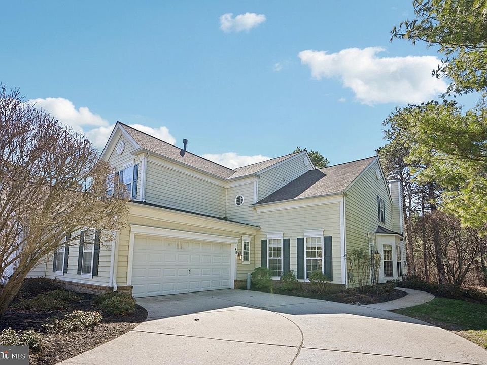 1st image of 48 Wrentham Dr