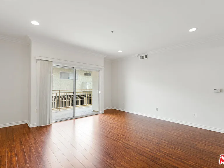 3328 Oakhurst Ave #110 — Photo 7