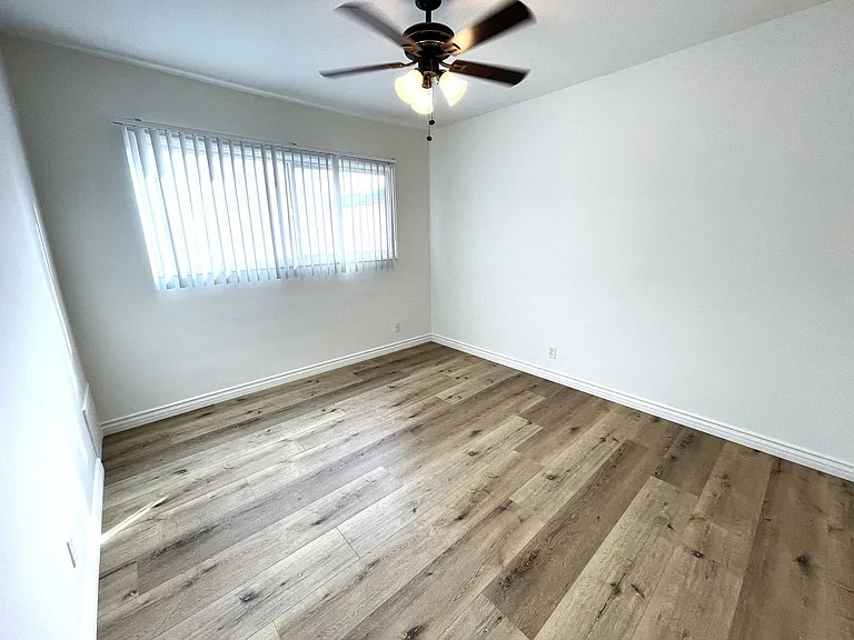 3565 Sepulveda — Photo 10