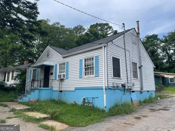 2731 Blount St, East Pt, GA 30344