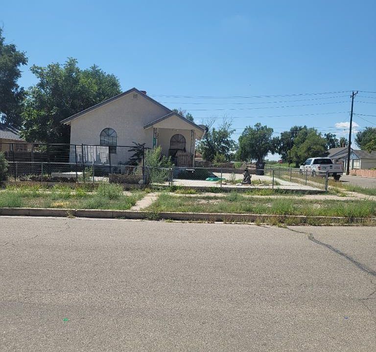 1st image of 1404 E 13th St