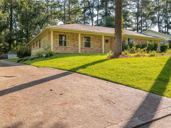 516 Hiawatha Trl, Pineville, LA 71360