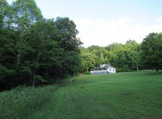 3132 Hilltop Dr, Princeton, WV 24739