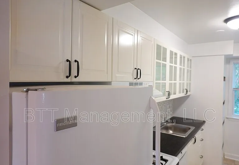 8713 Plymouth St #3 — Photo 12