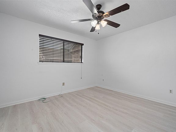 4th image of 13742 Hollowgreen Dr #604