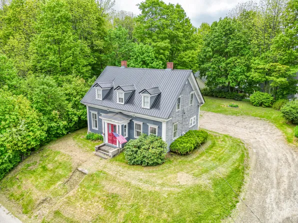 44 Neal Street, Gardiner, ME 04345