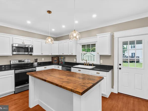 201 Oak St, Hurlock, MD 21643