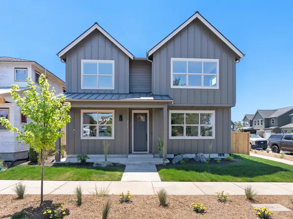 2737 NE Rainier Dr Lot 29, Bend, OR 97701