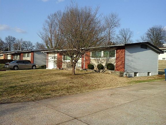 5th image of 10314 Janson Dr