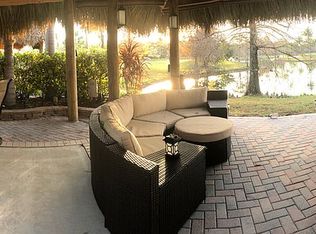 456 NW Foursome Ln, Port Saint Lucie, FL 34986