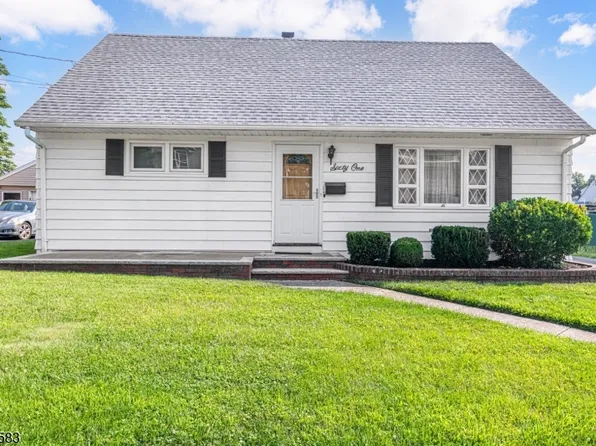 61 Doherty Dr, Clifton City, NJ 07013