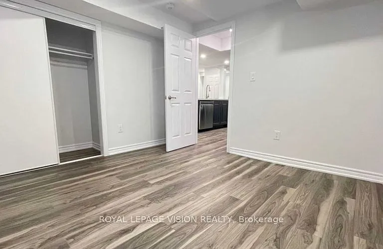 125 Hearne Cres — Photo 4