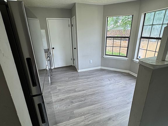 4th image of 3552 Chesapeake Dr #1