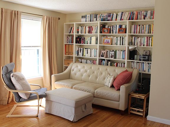 2nd image of 13 Sundown Dr Unit A