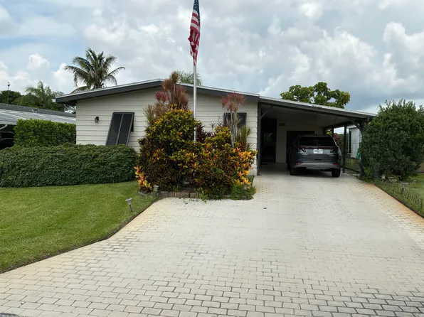 7680 SE Shenandoah Dr, Hobe Sound, FL 33455