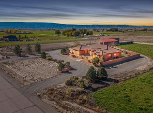 1633 Campfire Ct, Loma, CO 81524