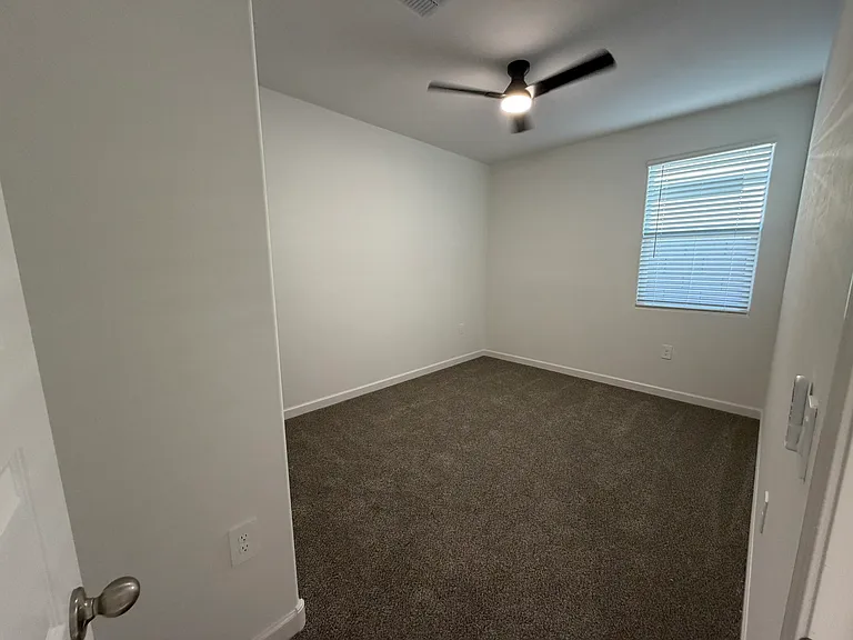 2702 W Shepperd Ave — Photo 22