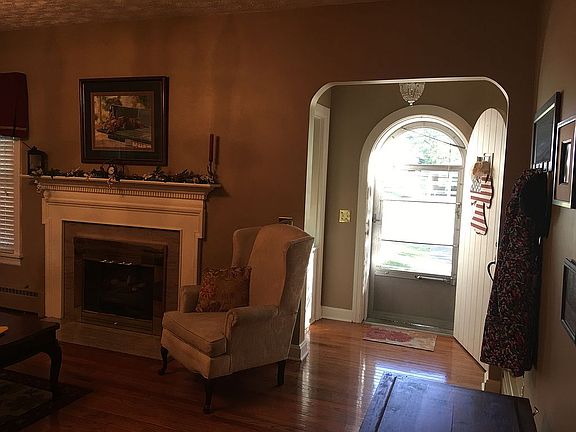 Main Floor Living Room/front