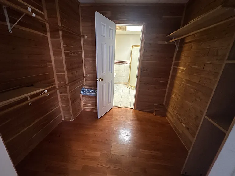 1208 Hull St #2 — Photo 4