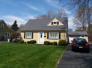 14 Tobin Dr, Rochester, NY 14615