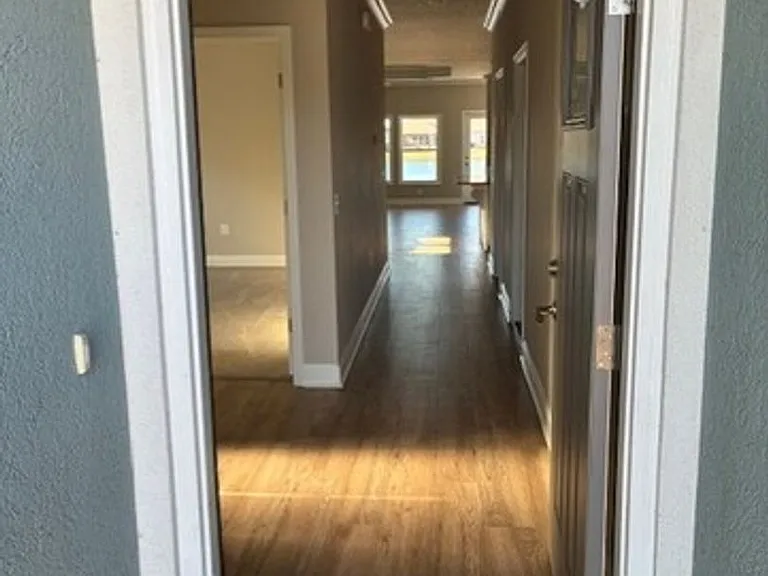 223 The Villas Way — Photo 3