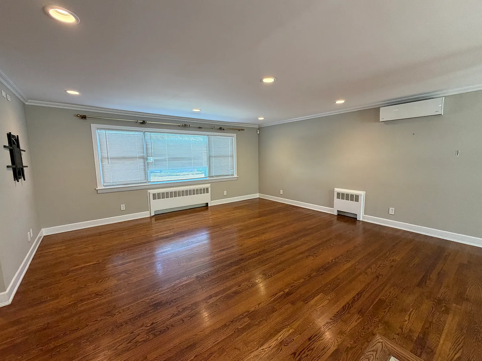 3 bed, 1400 sqft, $4,800 — Photo 4