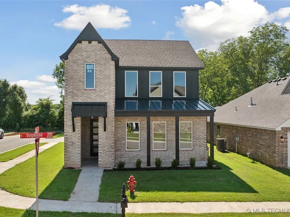 4520 S Dogwood Ave, Broken Arrow, OK 74011