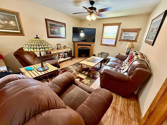 4th image of 1075 237th Ave