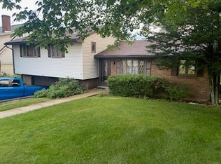 106 Lougeay Rd, Pittsburgh, PA 15235