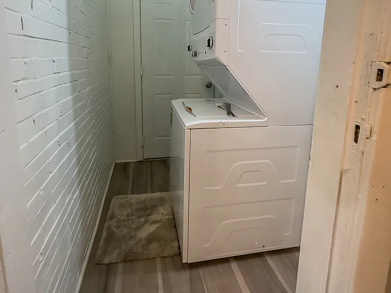 913 Forest Ave — Photo 8