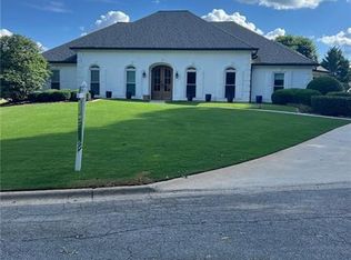 6165 Wellington Ct, Cumming, GA 30040