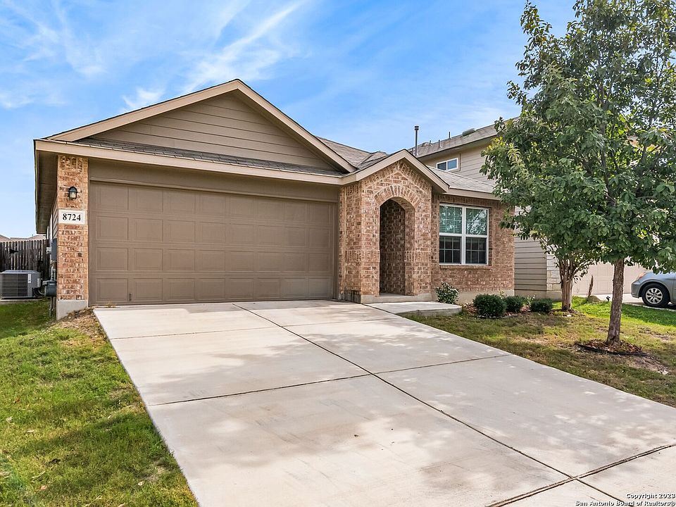 1st image of 8724 Ironwood Hill
