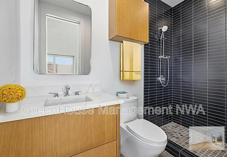 838 SE 8th St — Photo 7