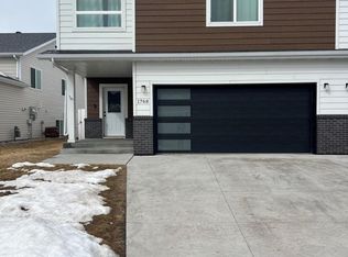 1768 Tobi Ln, Grand Forks, ND 58201