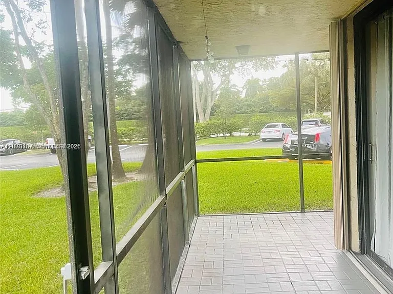 10551 W Broward Blvd #111 — Photo 4