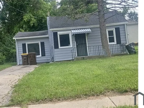 3834 Preston St, Rockford, IL 61102