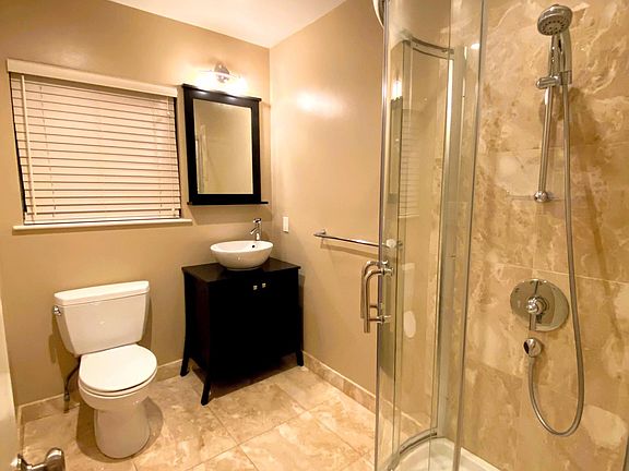 5th image of 127 Longford Dr