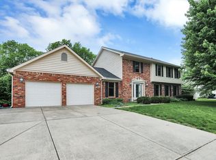 932 Franklin Trce, Zionsville, IN 46077