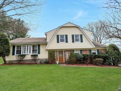 50 W Sheffield St, Oakland, NJ, 07436