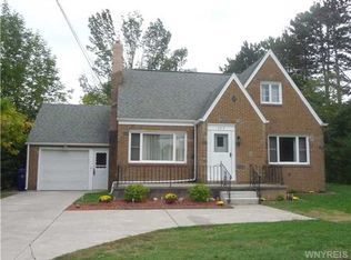 357 Union Rd, West Seneca, NY 14224