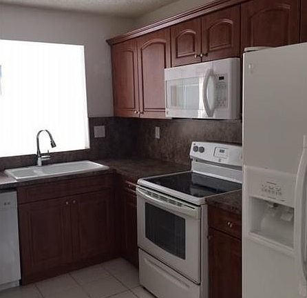 4th image of 5272 NW 103rd Ave