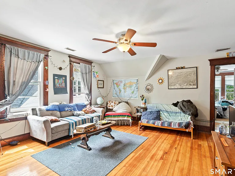 255 W Elm St #3 — Photo 5