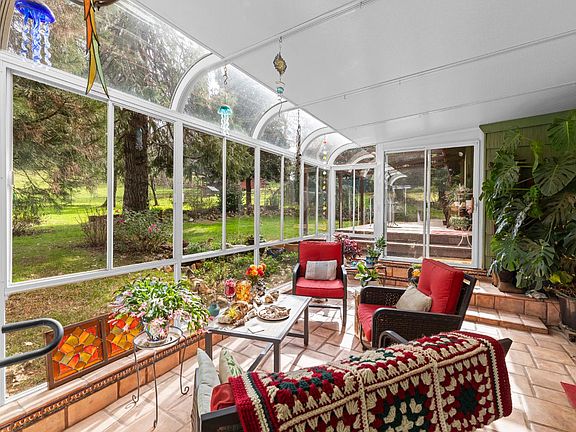 2nd image of 19520 Placer Hills Rd