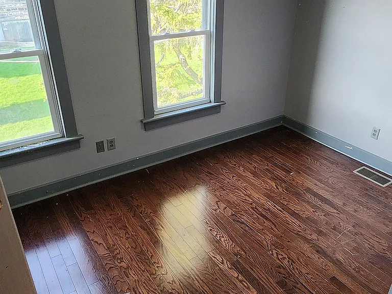 915 N Somonauk Rd — Photo 11