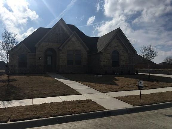 3rd image of 412 Foxtail Ct