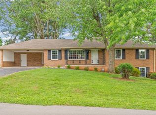 122 Donna Dr, Hopkinsville, KY 42240