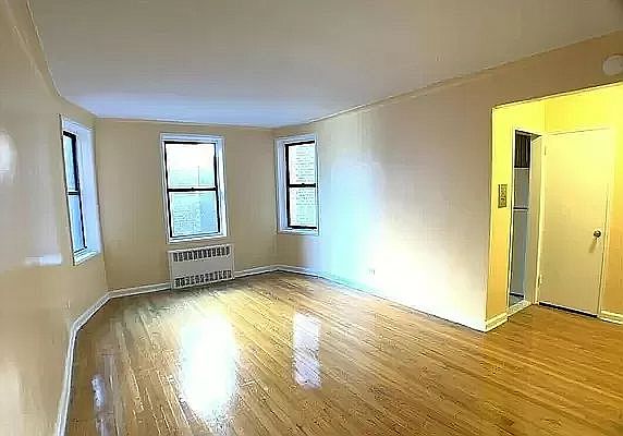 1st image of 180 E 17th St #1O4