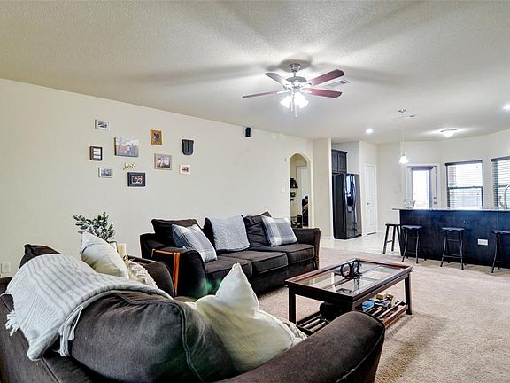 3rd image of 6100 Kentucky St