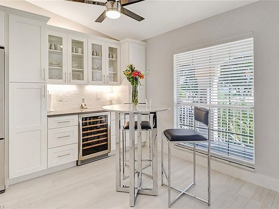 3rd image of 840 Gulf Pavilion Dr #202