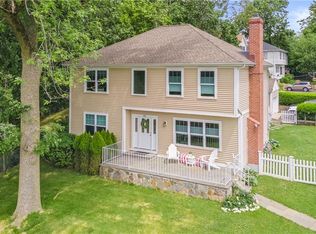 224 Soundview Ave, Stamford, CT 06902